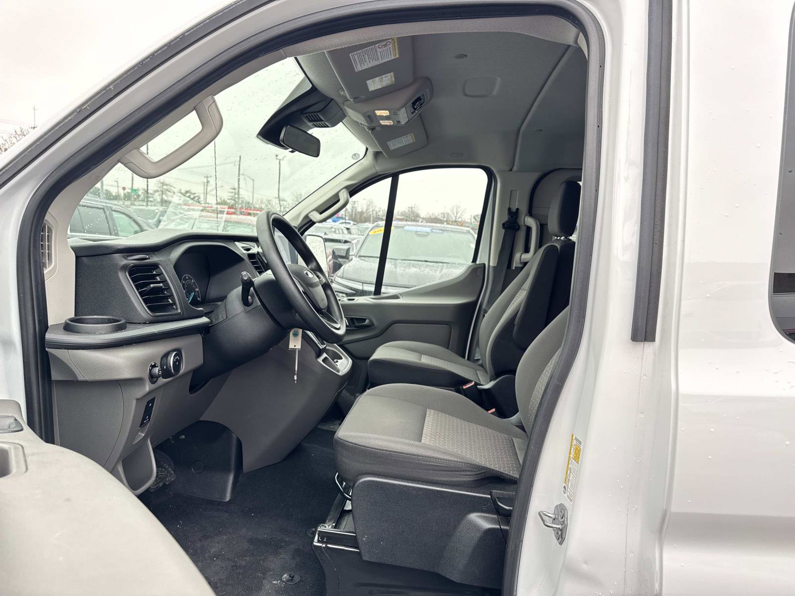 Used 2024 Ford Transit 350 XLT image 21