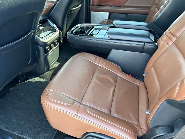 Used 2022 Lincoln Navigator Reserve image 12