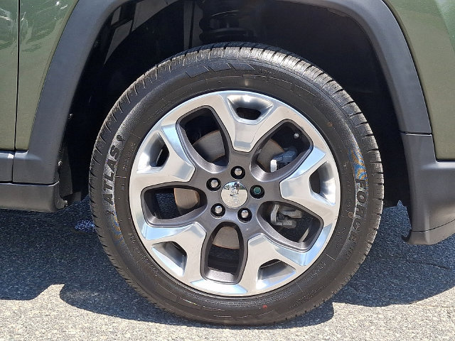 Used 2020 Jeep Compass Limited AWD/4WD image 8