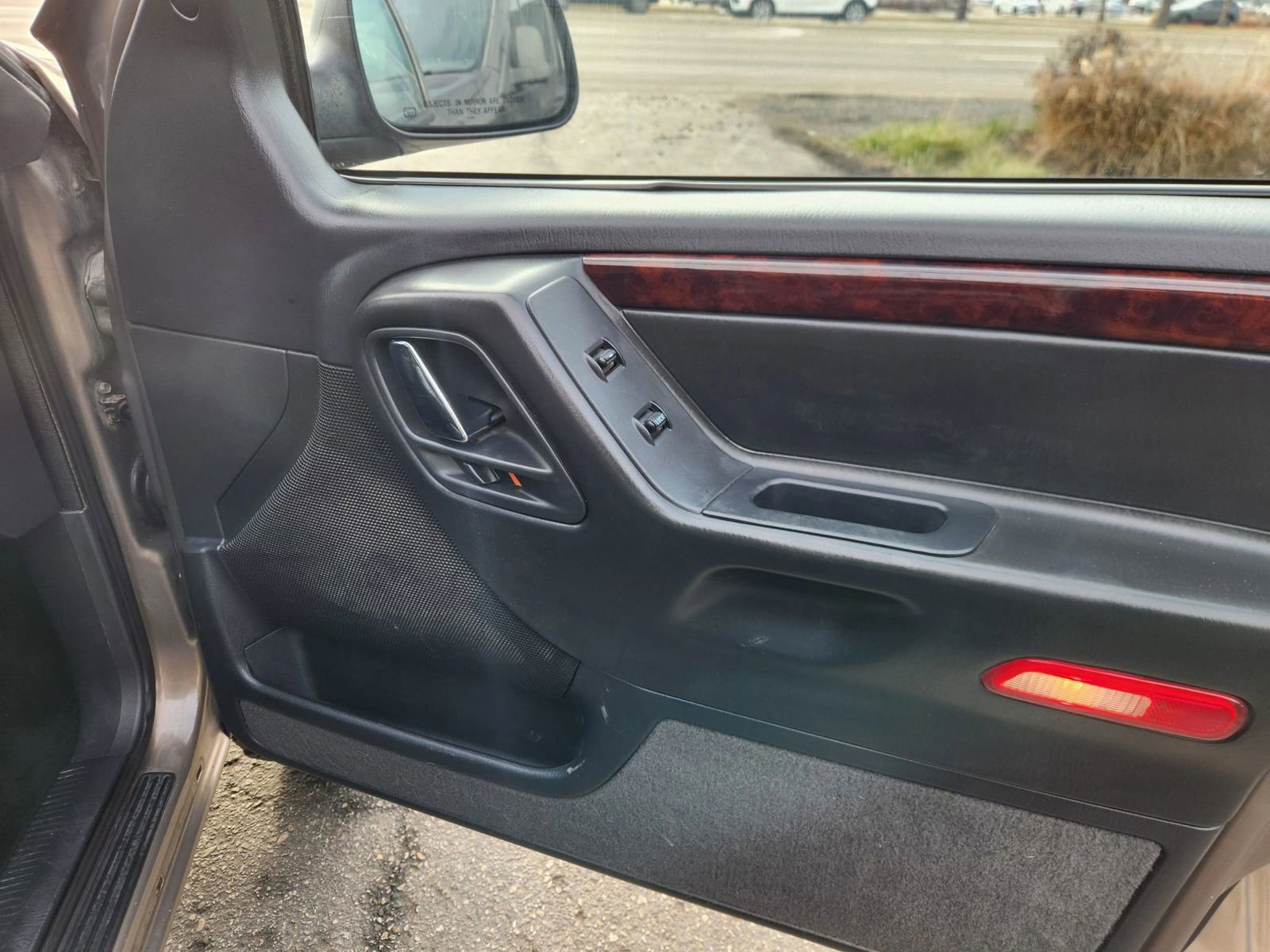 Used 2002 Jeep Grand Cherokee Limited image 29