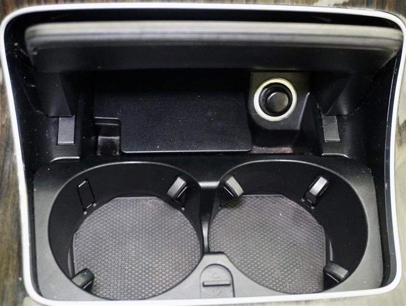 Used 2016 Mercedes-Benz C 300 4MATIC Sedan image 22