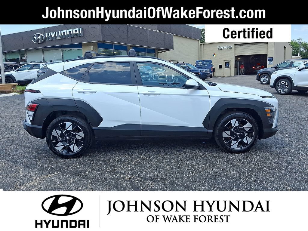 Certified 2025 Hyundai Kona SEL FWD image 17