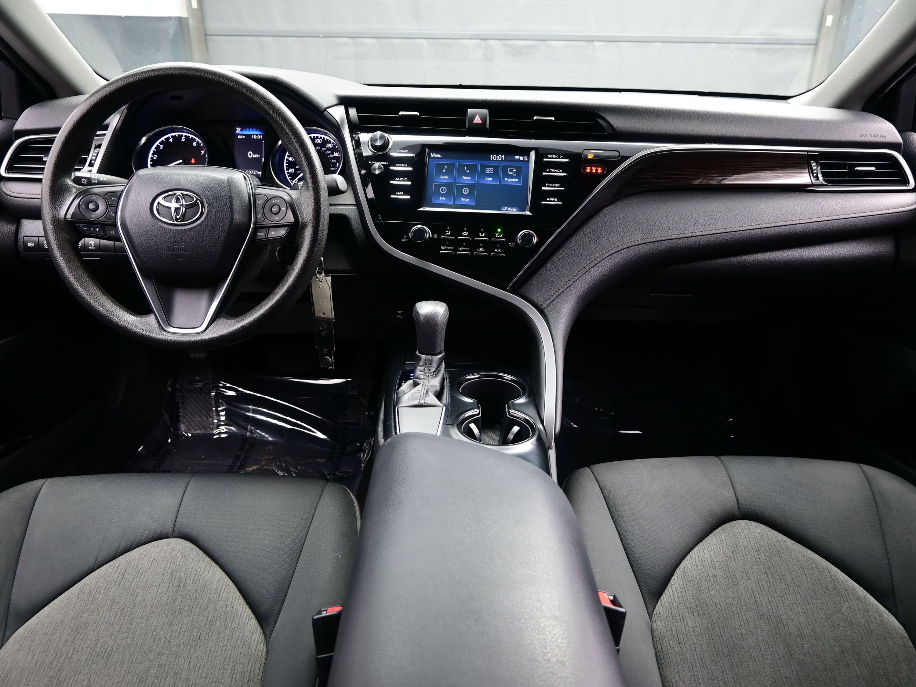 Used 2019 Toyota Camry LE image 17