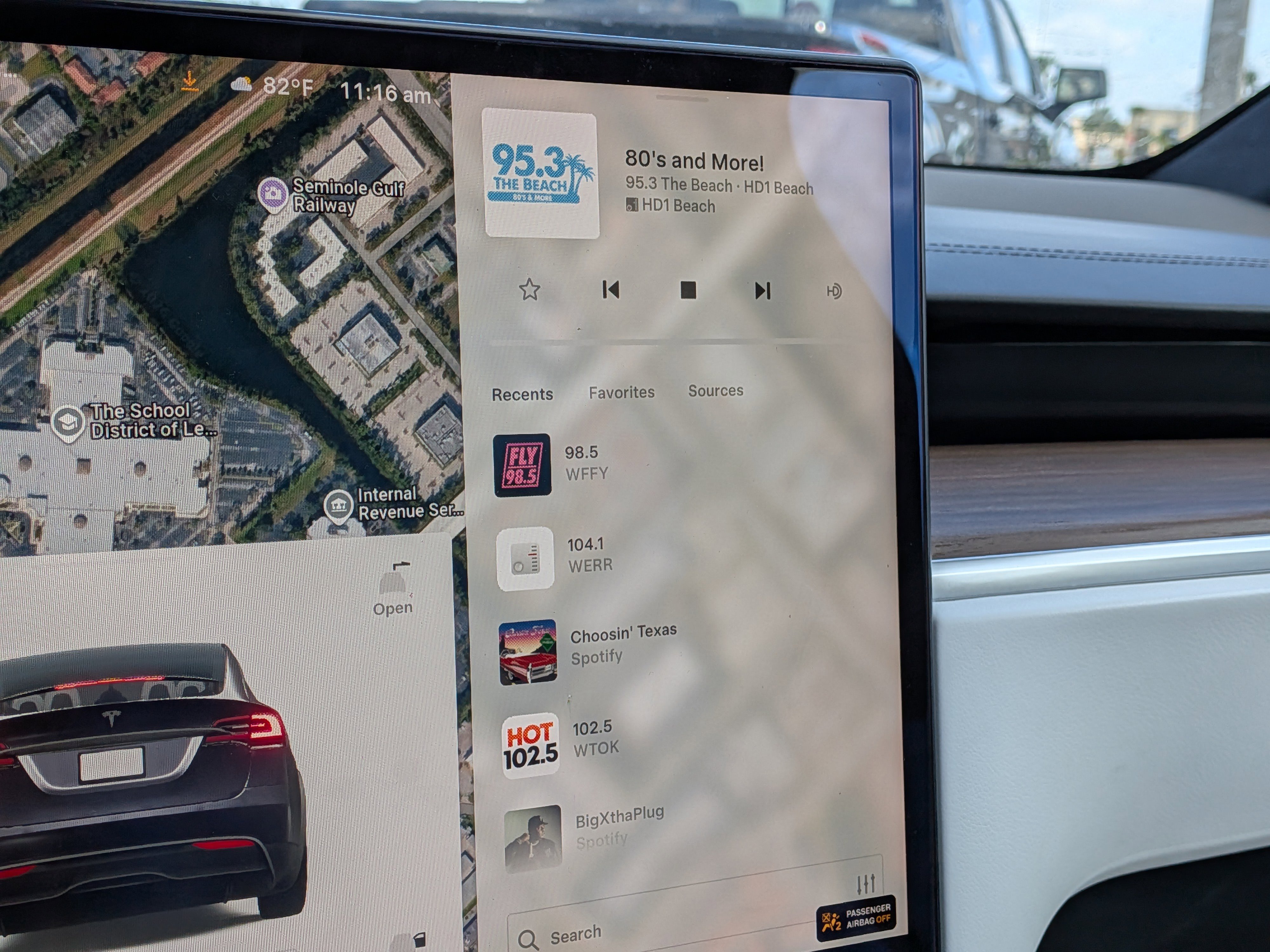 Used 2023 Tesla Model X image 31