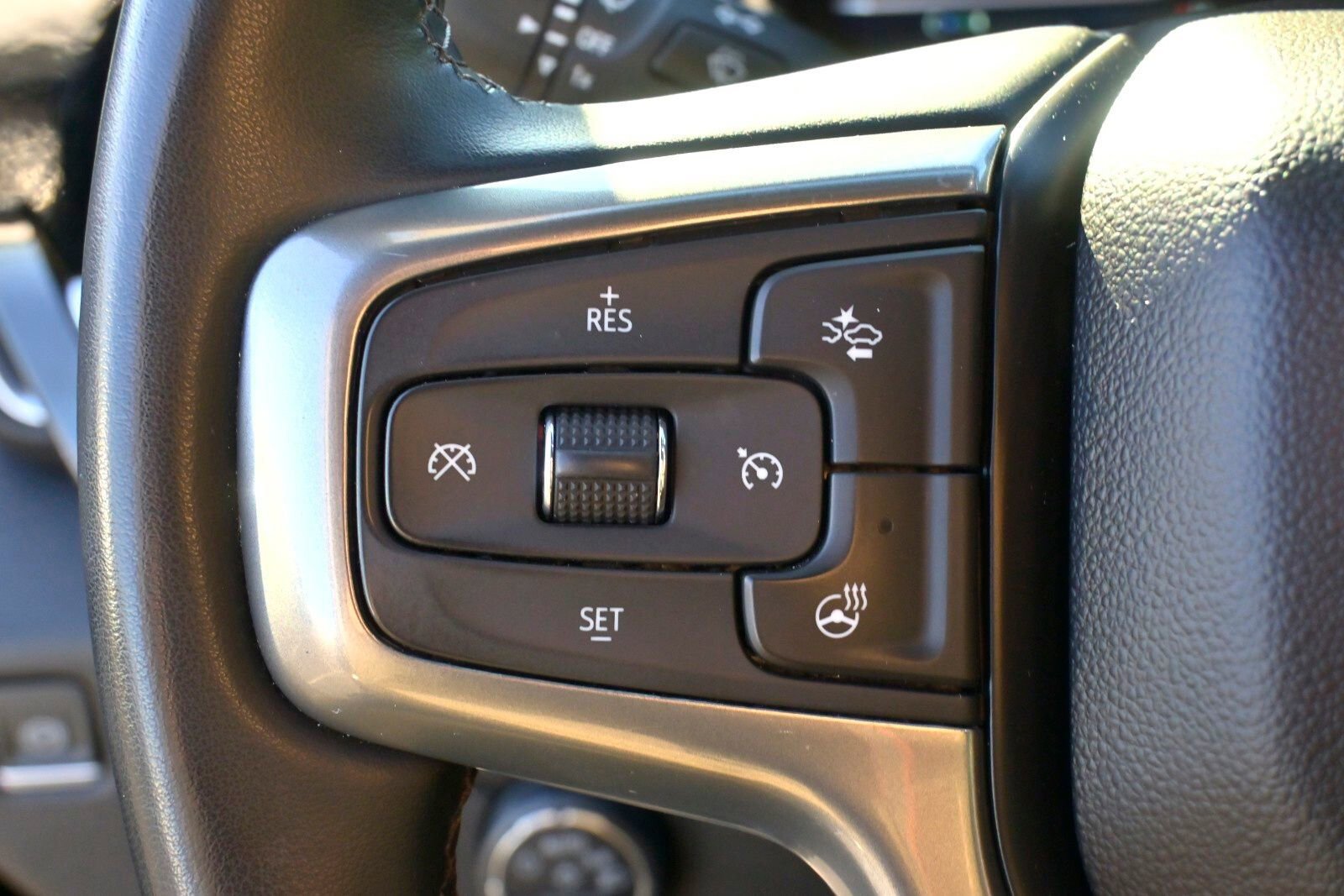 Used 2023 Chevrolet Silverado 1500 RST image 37