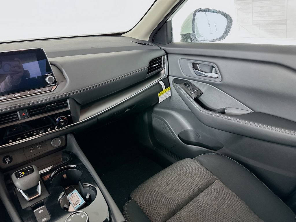 New 2026 Nissan Rogue SV w/ Cold Weather Package image 30