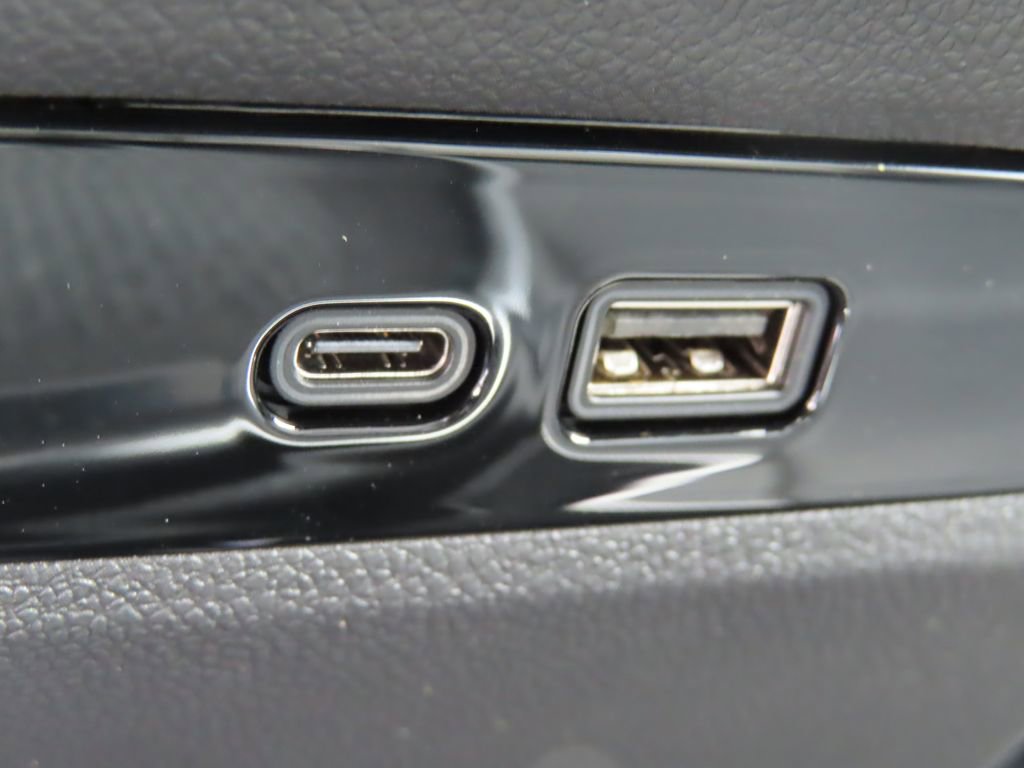 New 2026 Buick Enclave Sport Touring w/ Power Package image 13