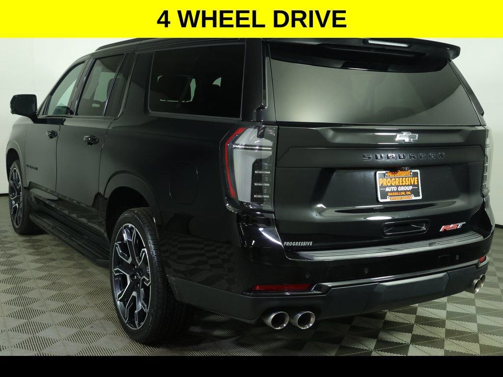 Used 2025 Chevrolet Suburban RST w/ RST Capability Package AWD/4WD image 7