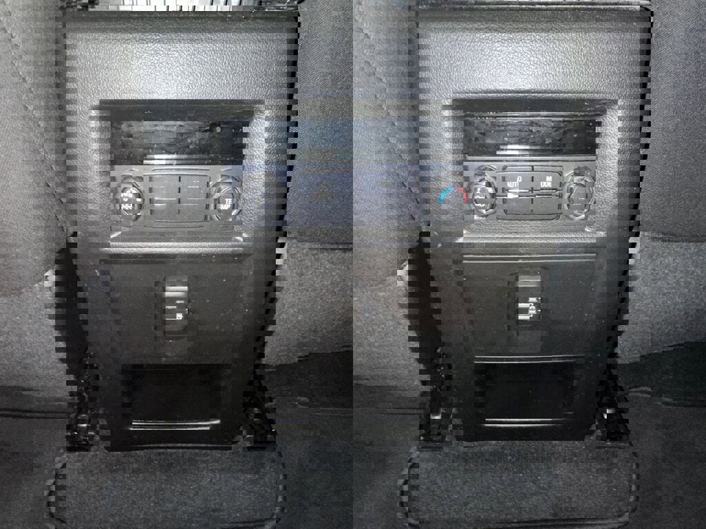 Certified 2023 Chevrolet Traverse LT image 21