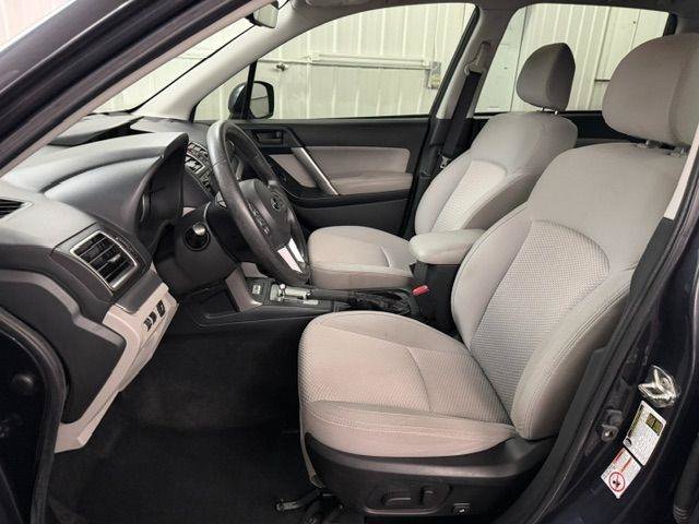 Used 2018 Subaru Forester 2.5i Premium AWD/4WD image 4