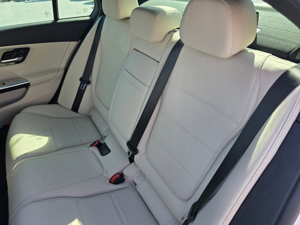 Used 2022 Mercedes-Benz C 300 Sedan image 14