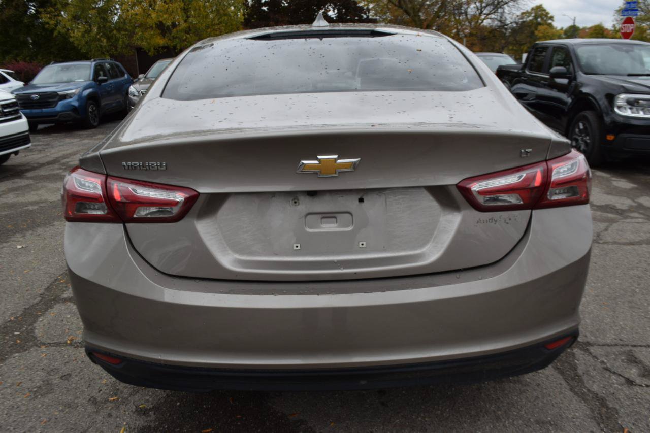 Used 2022 Chevrolet Malibu LT FWD image 7