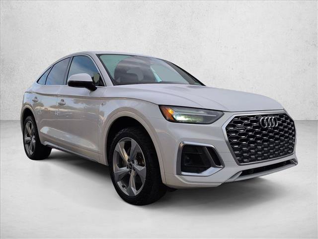 Used 2021 Audi Q5 2.0T Premium Plus w/ Premium Plus Package AWD/4WD image 3
