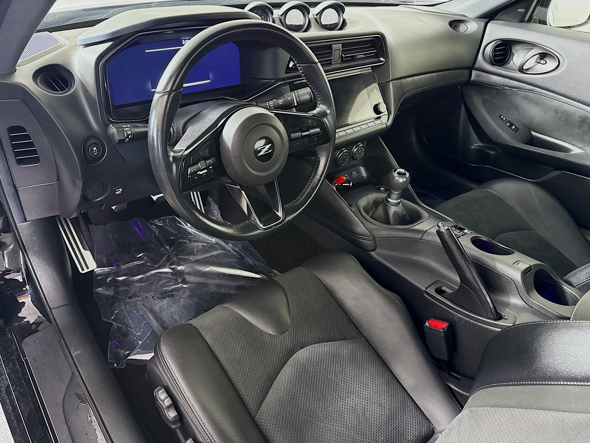 Used 2024 Nissan Z Performance w/ Floor Mat Package RWD image 23