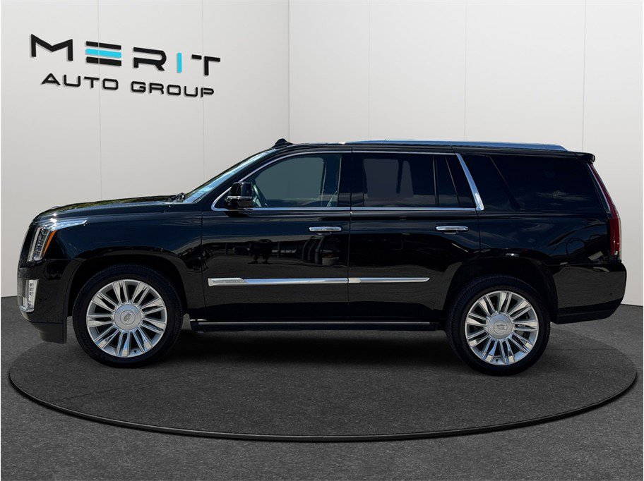 Used 2020 Cadillac Escalade Platinum AWD/4WD image 5