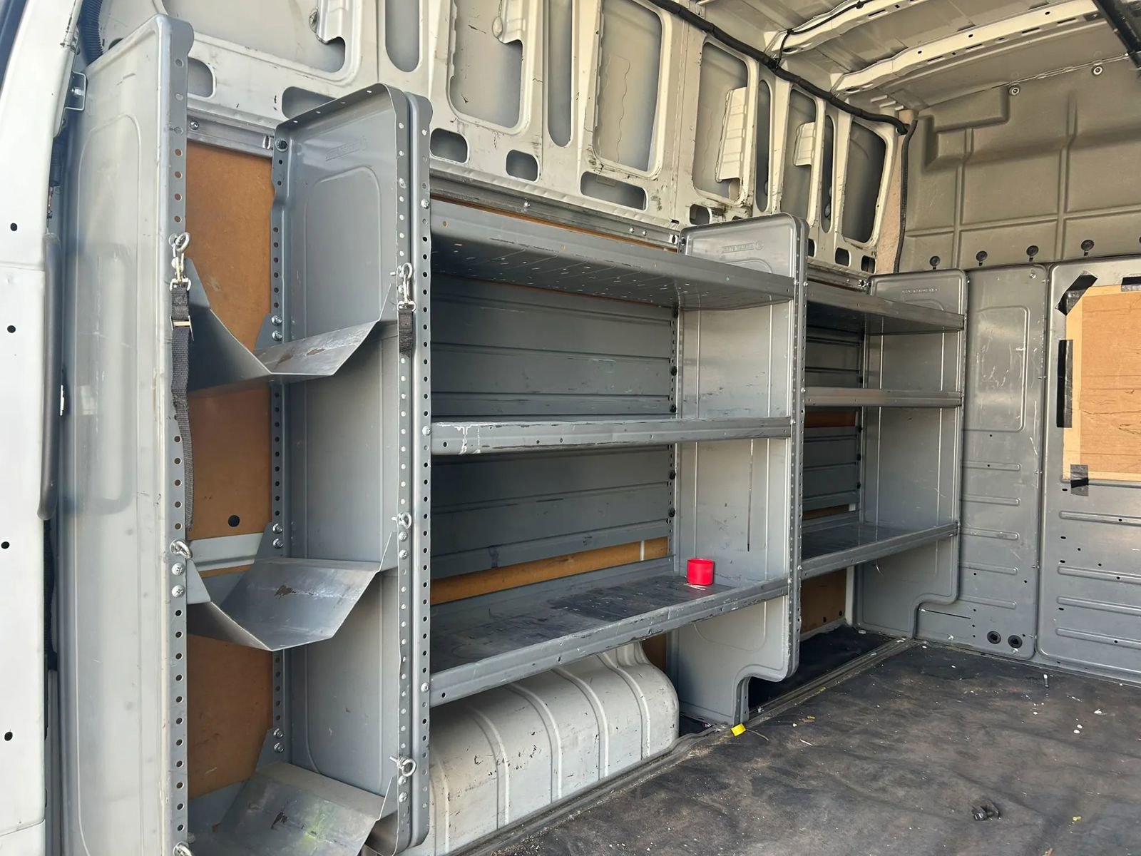 Used 2016 Nissan NV 3500 SV w/ Technology Package image 6