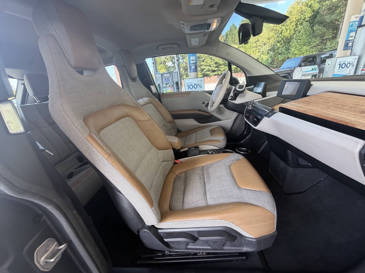 Used 2015 BMW i3 w/ Range Extender RWD image 6