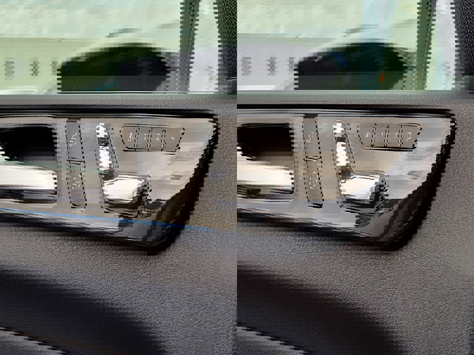 Used 2018 Mercedes-Benz GLS 450 4MATIC image 16