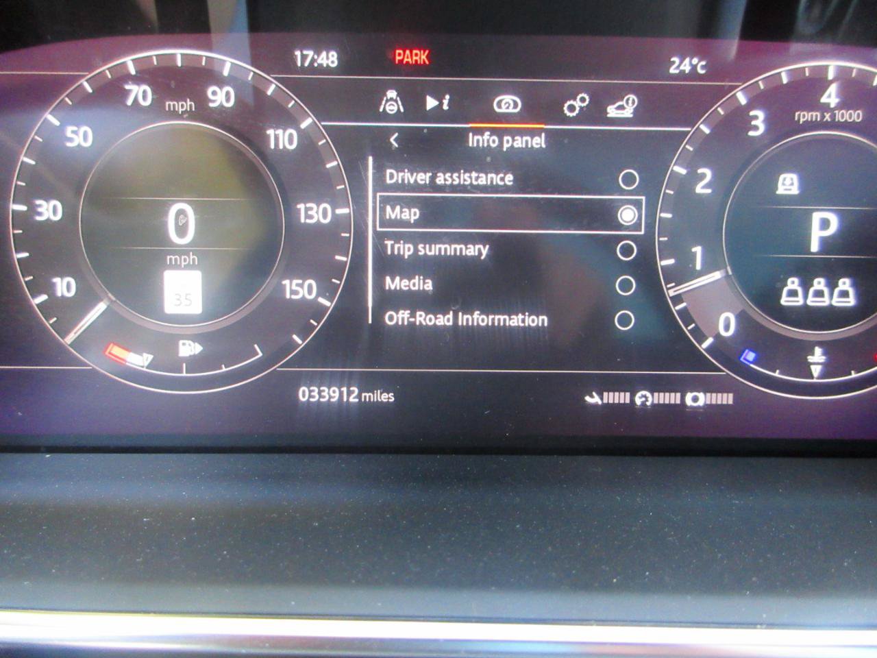 Used 2020 Land Rover Range Rover Sport SE AWD/4WD image 55