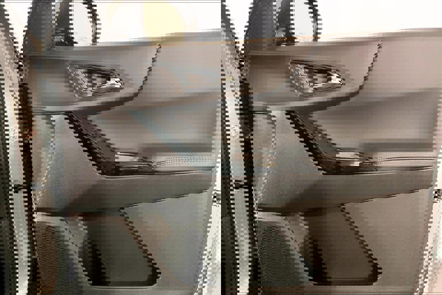 Used 2025 Chevrolet Equinox LT image 25