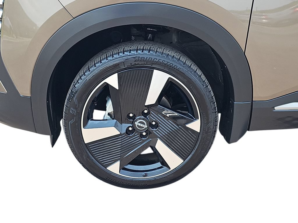 Used 2026 Nissan Kicks SR FWD image 29