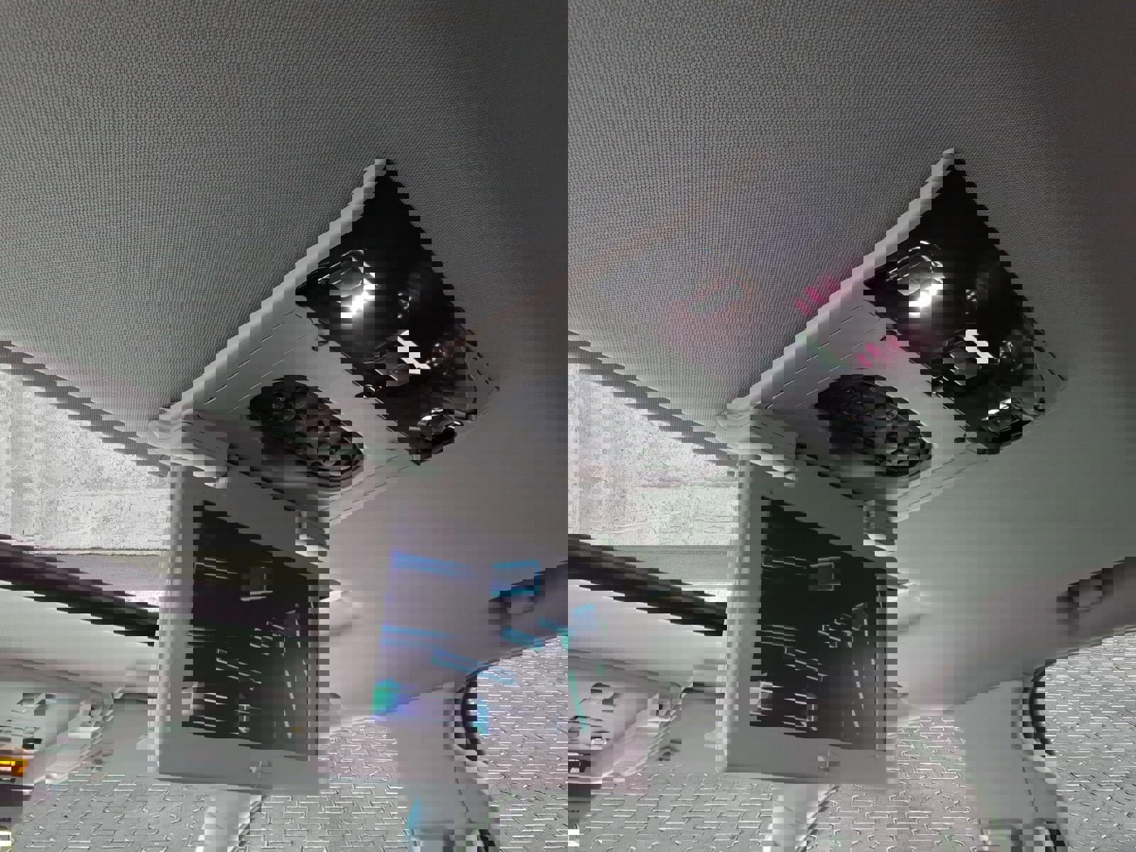 Used 2019 Cadillac Escalade Premium Luxury AWD/4WD image 7