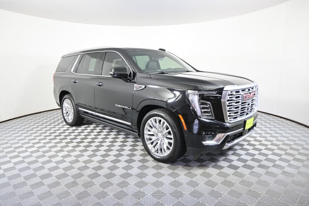 Used 2025 GMC Yukon Denali w/ Sun & Power Step Package AWD/4WD image 9