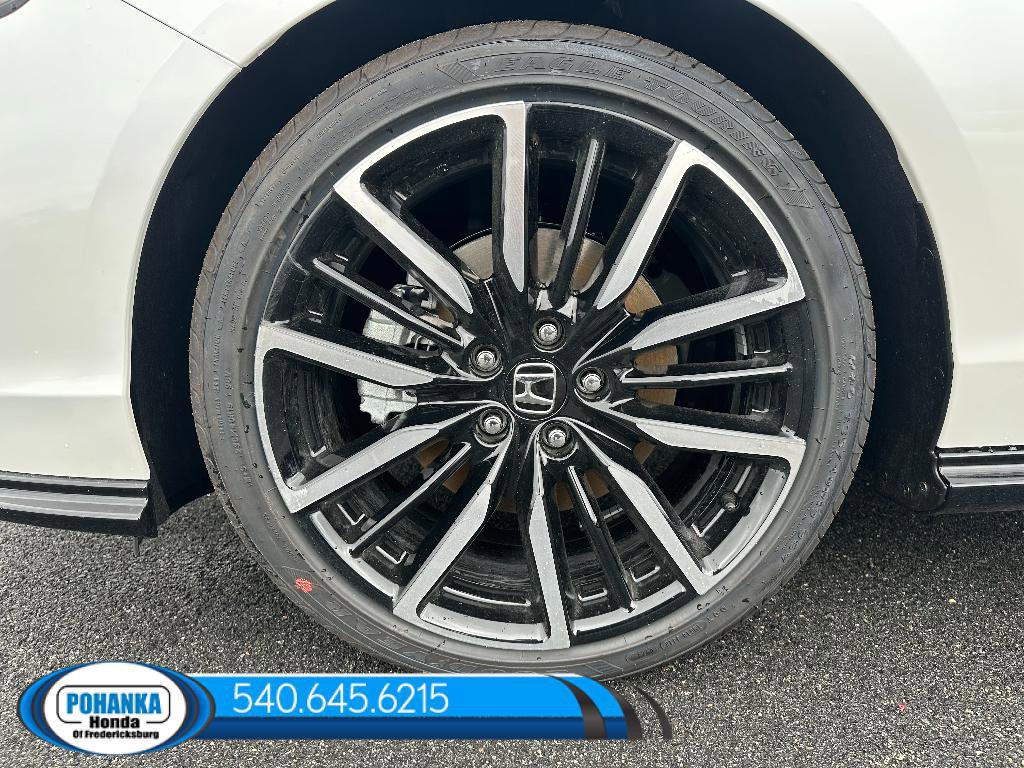 New 2026 Honda Accord Hybrid Touring image 11