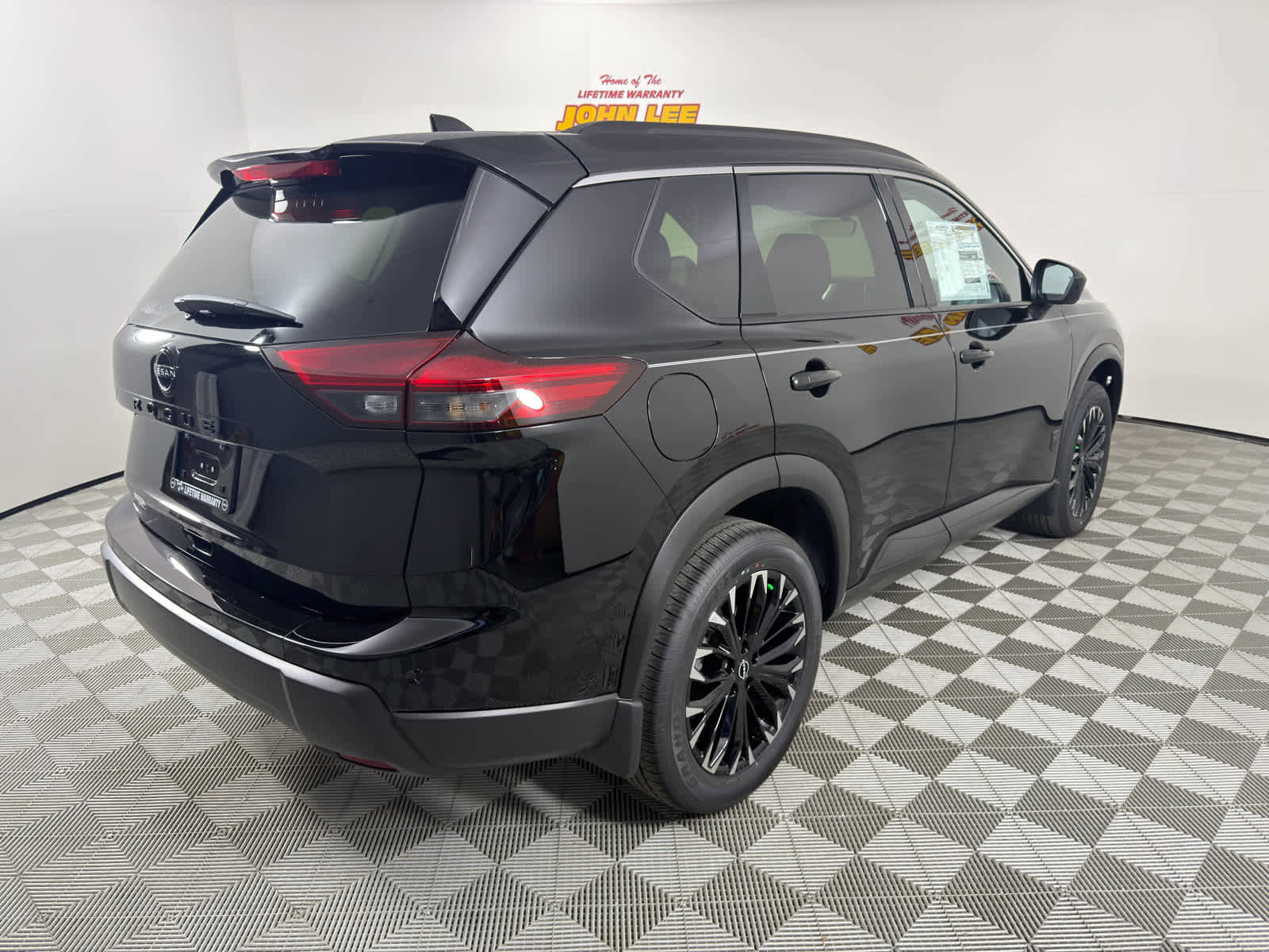 New 2026 Nissan Rogue Dark Armor image 6