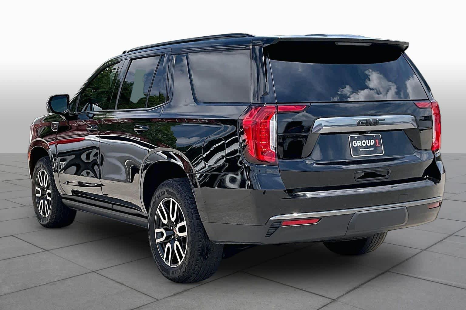 Certified 2024 GMC Yukon AT4 w/ AT4 Premium Package AWD/4WD image 11