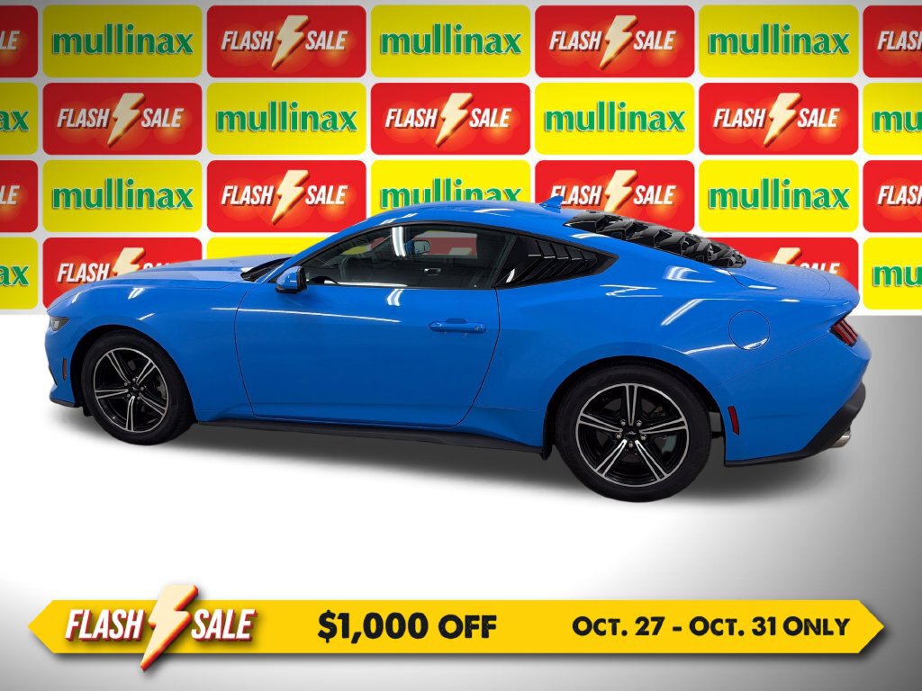 Used 2024 Ford Mustang Coupe RWD image 11