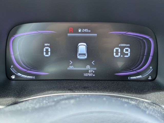 Used 2025 Kia Soul LX w/ LX Technology Package FWD image 28