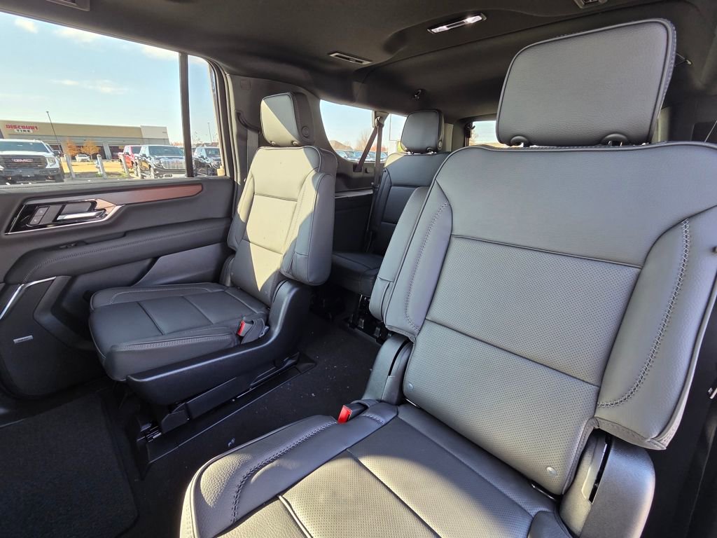 New 2026 GMC Yukon XL Denali w/ Sun & Power Step Package image 25