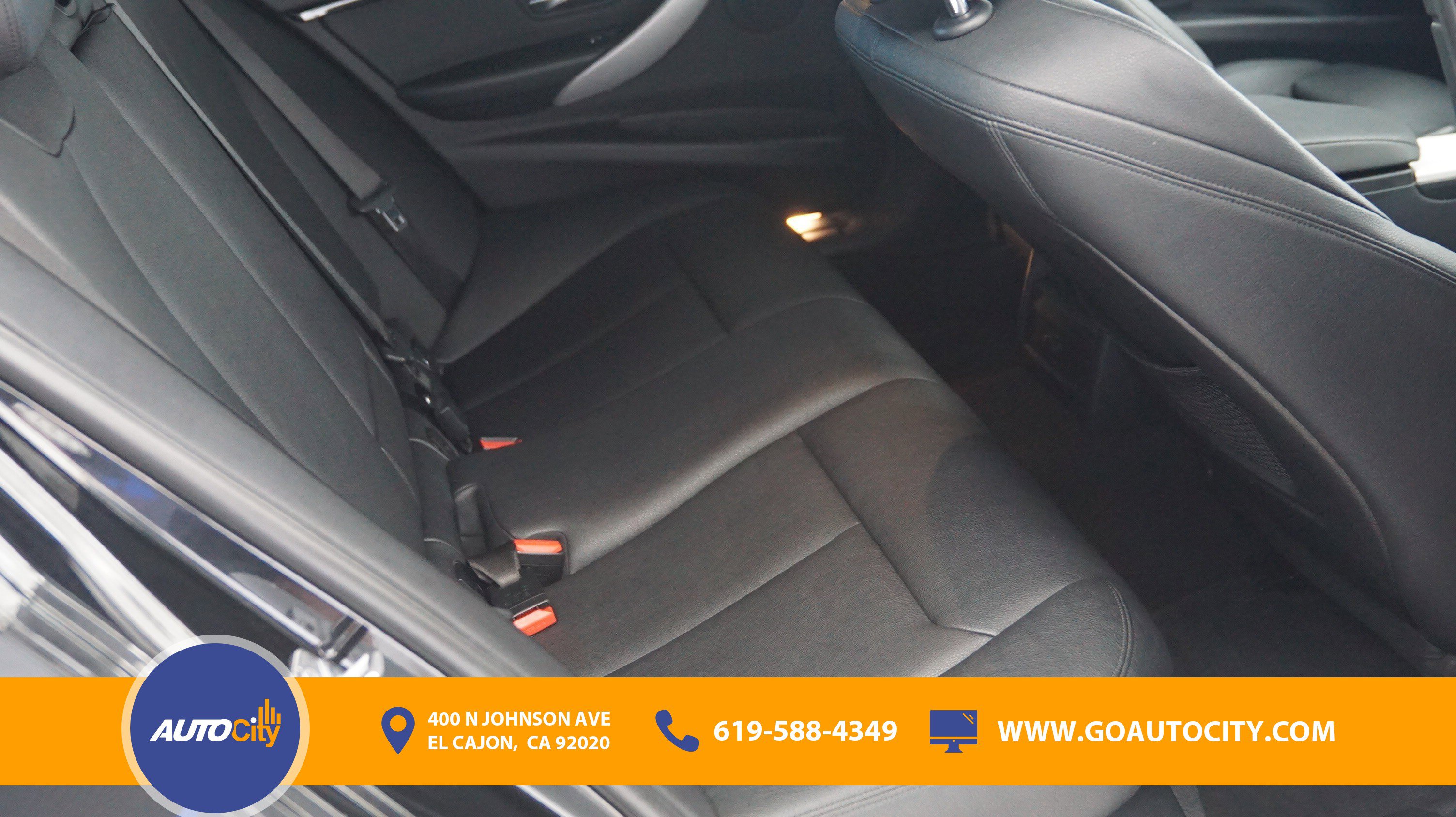 Used 2018 BMW 330e w/ M Sport Package image 15