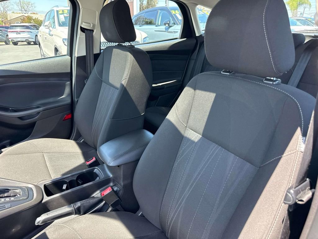 Used 2017 Ford Focus SEL image 23