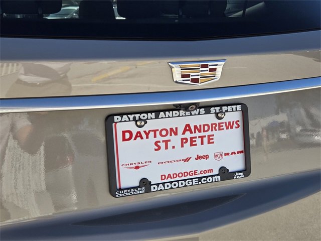 Used 2023 Cadillac XT6 Premium Luxury w/ Technology Package image 11