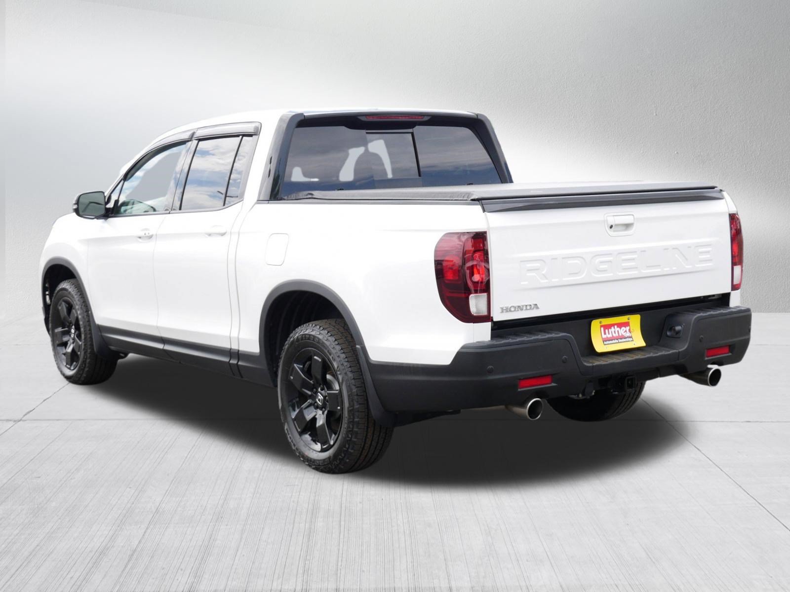 Used 2024 Honda Ridgeline Black Edition image 5