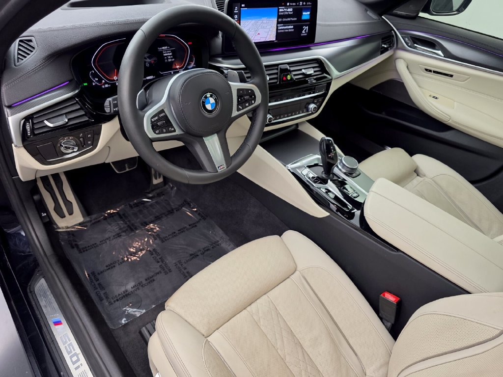 Used 2021 BMW M550i xDrive w/ Premium Package AWD/4WD image 10