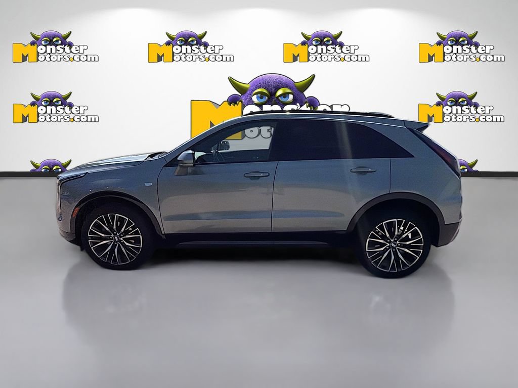 Used 2024 Cadillac XT4 Sport AWD/4WD image 8