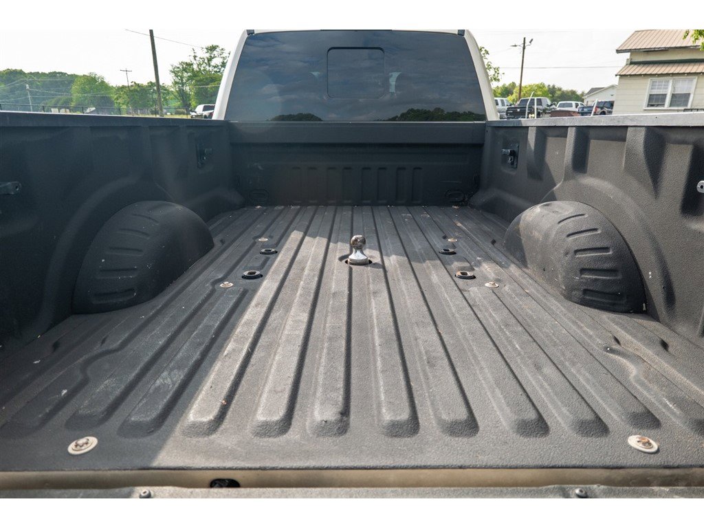 Used 2017 Ford F350 Lariat w/ Lariat Value Package AWD/4WD image 34