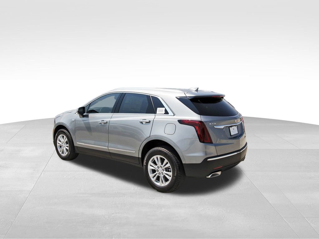 New 2025 Cadillac XT5 Luxury image 3