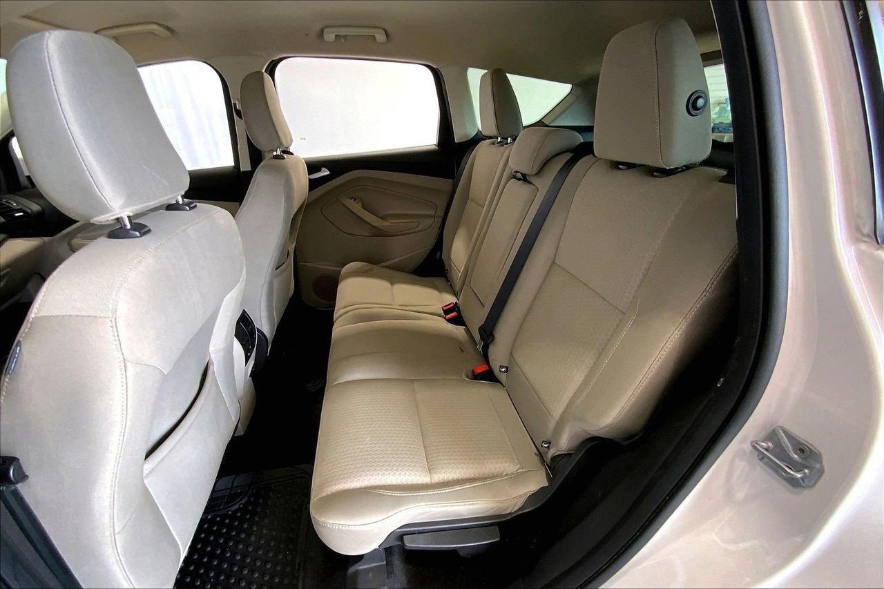 Used 2019 Ford Escape SE image 24