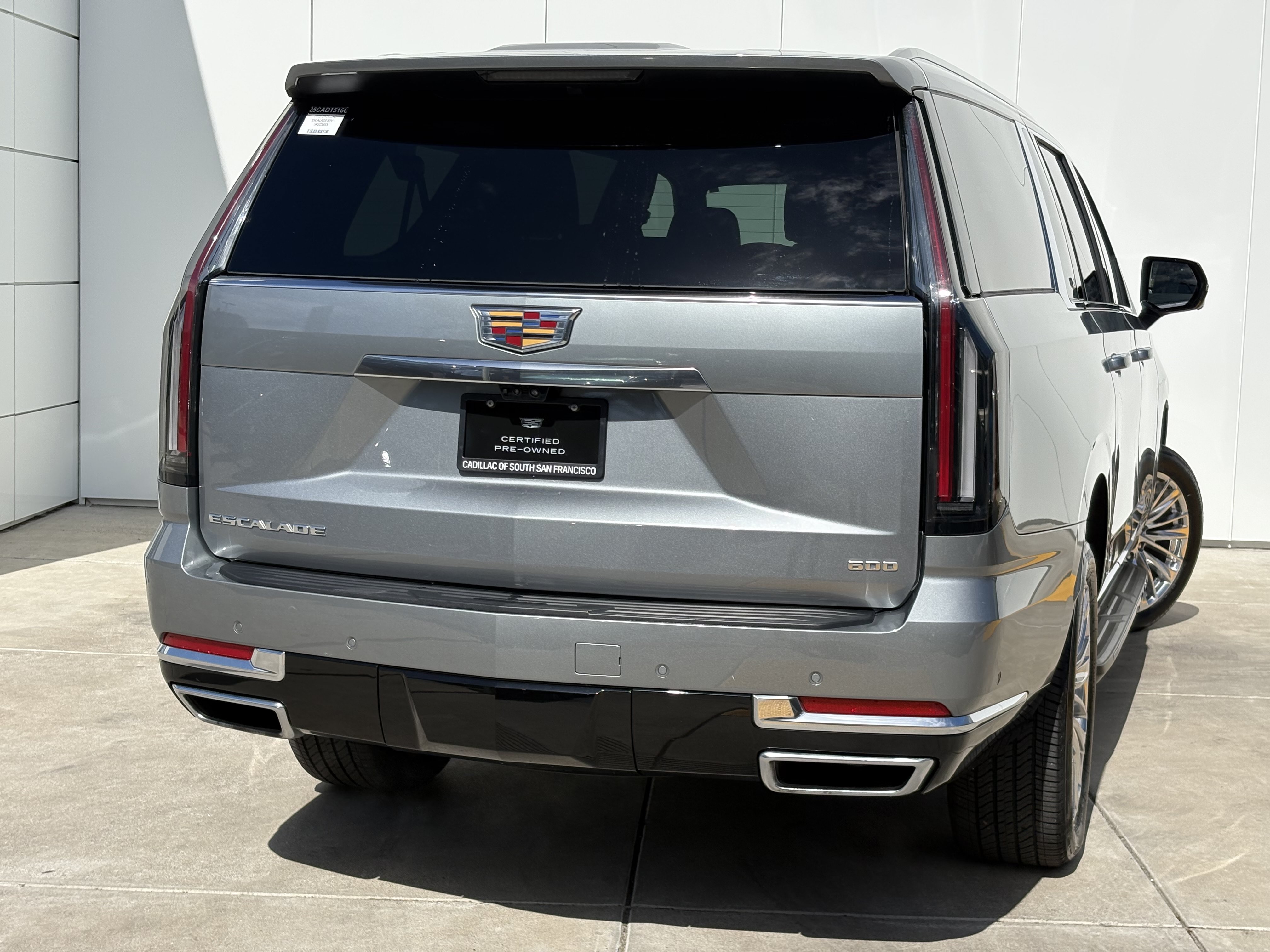 Certified 2025 Cadillac Escalade ESV Premium Luxury AWD/4WD image 6