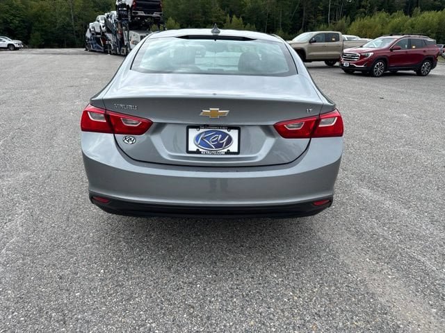 Used 2023 Chevrolet Malibu LT FWD image 4