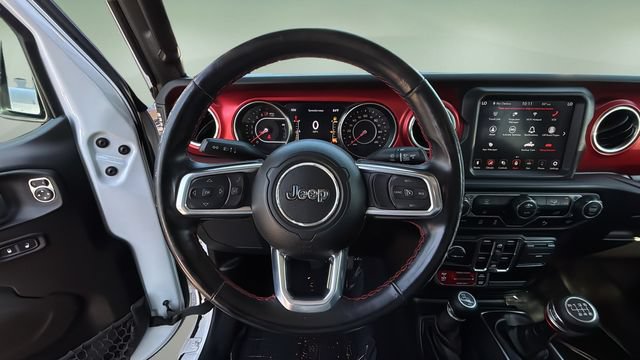 Used 2021 Jeep Gladiator Rubicon AWD/4WD image 13