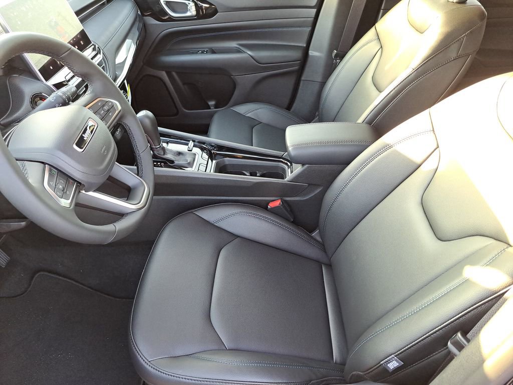 New 2026 Jeep Compass Limited AWD/4WD image 16