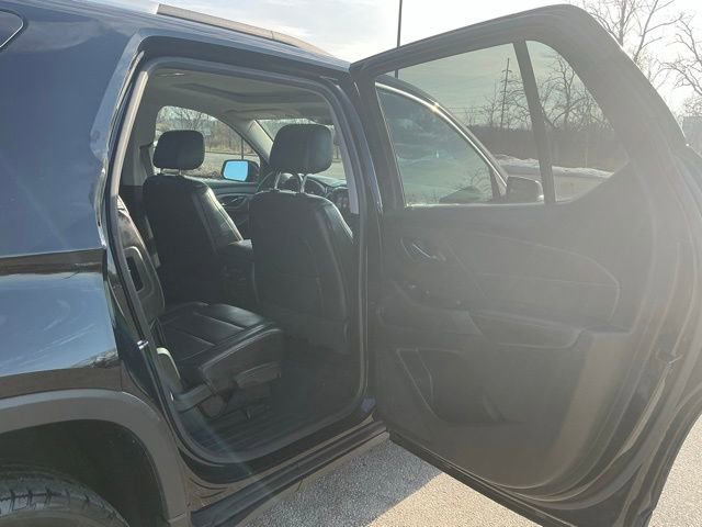 Used 2018 Chevrolet Traverse LT w/ LPO, Floor Liner Package image 17