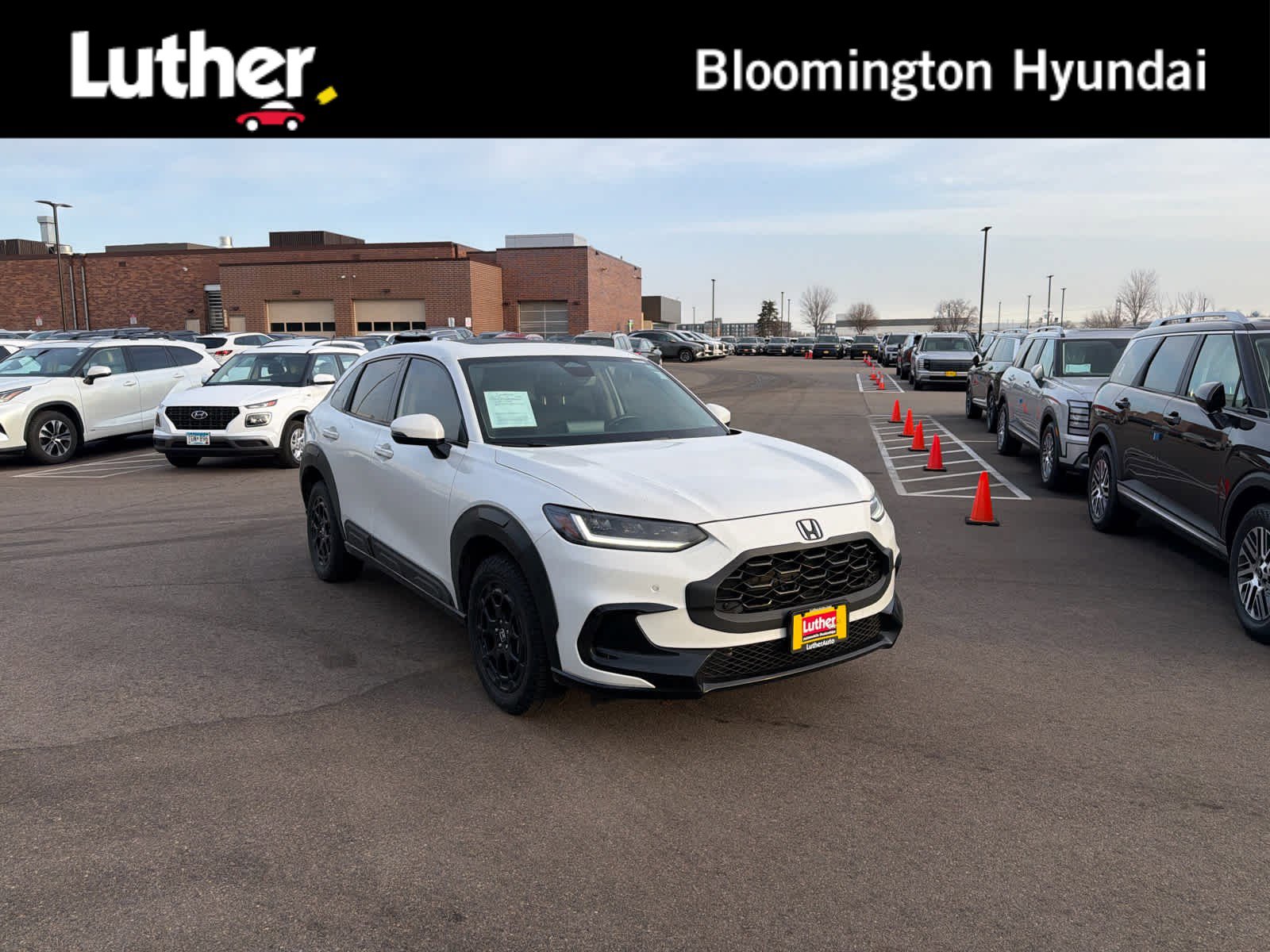 Used 2024 Honda HR-V EX-L image 1