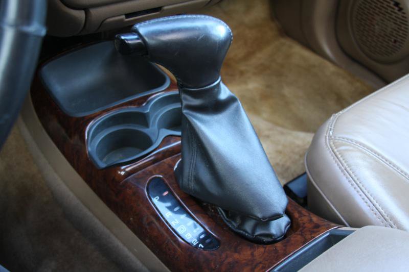 Used 2000 Oldsmobile Bravada AWD w/ Convenience Pkg I image 40