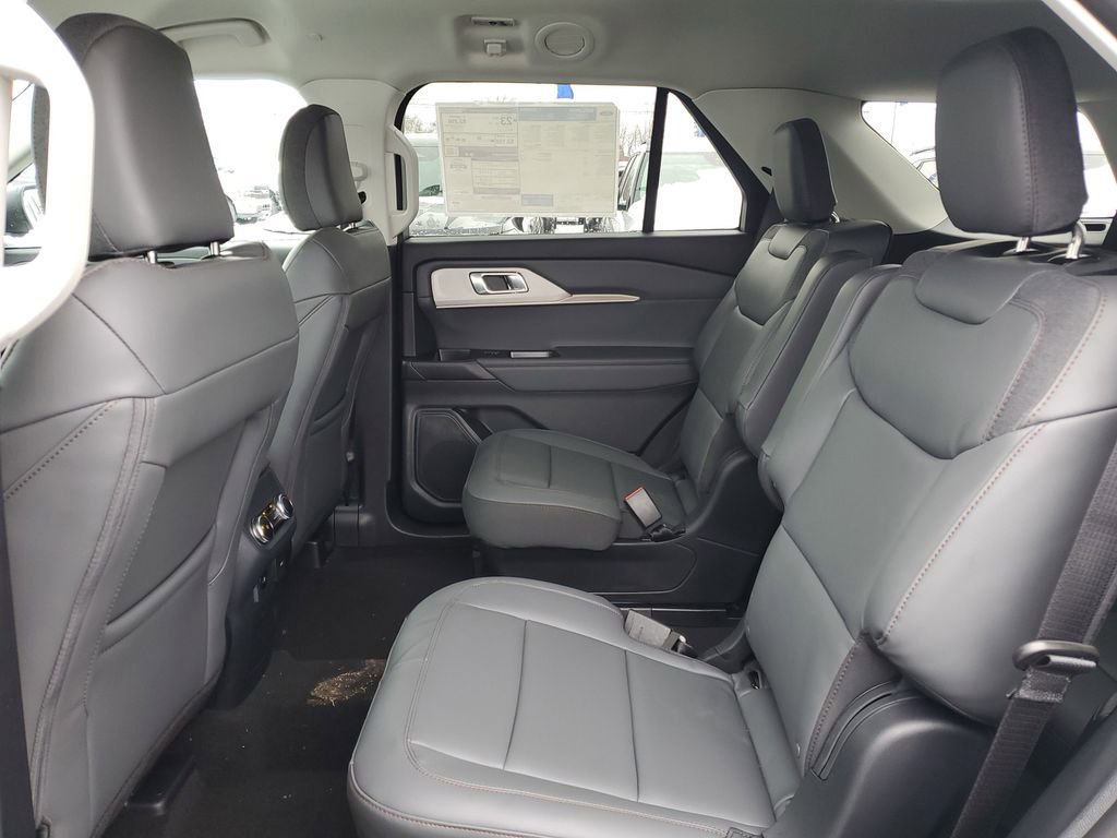 New 2026 Ford Explorer Active w/ Active Comfort Package image 29